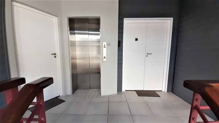 To Let 2 Bedroom Property for Rent in Thesen Islands Western Cape